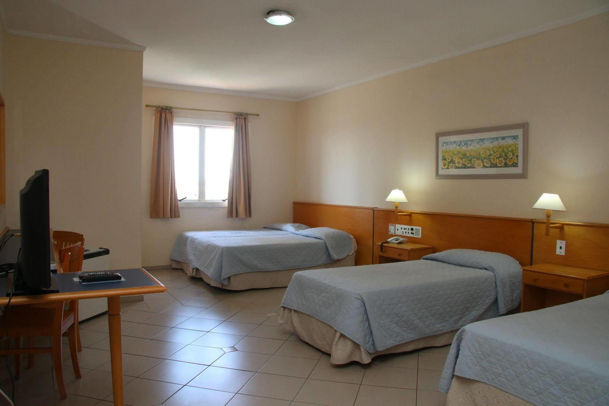 Jaguary Hotel Sumaré Bagian luar foto
